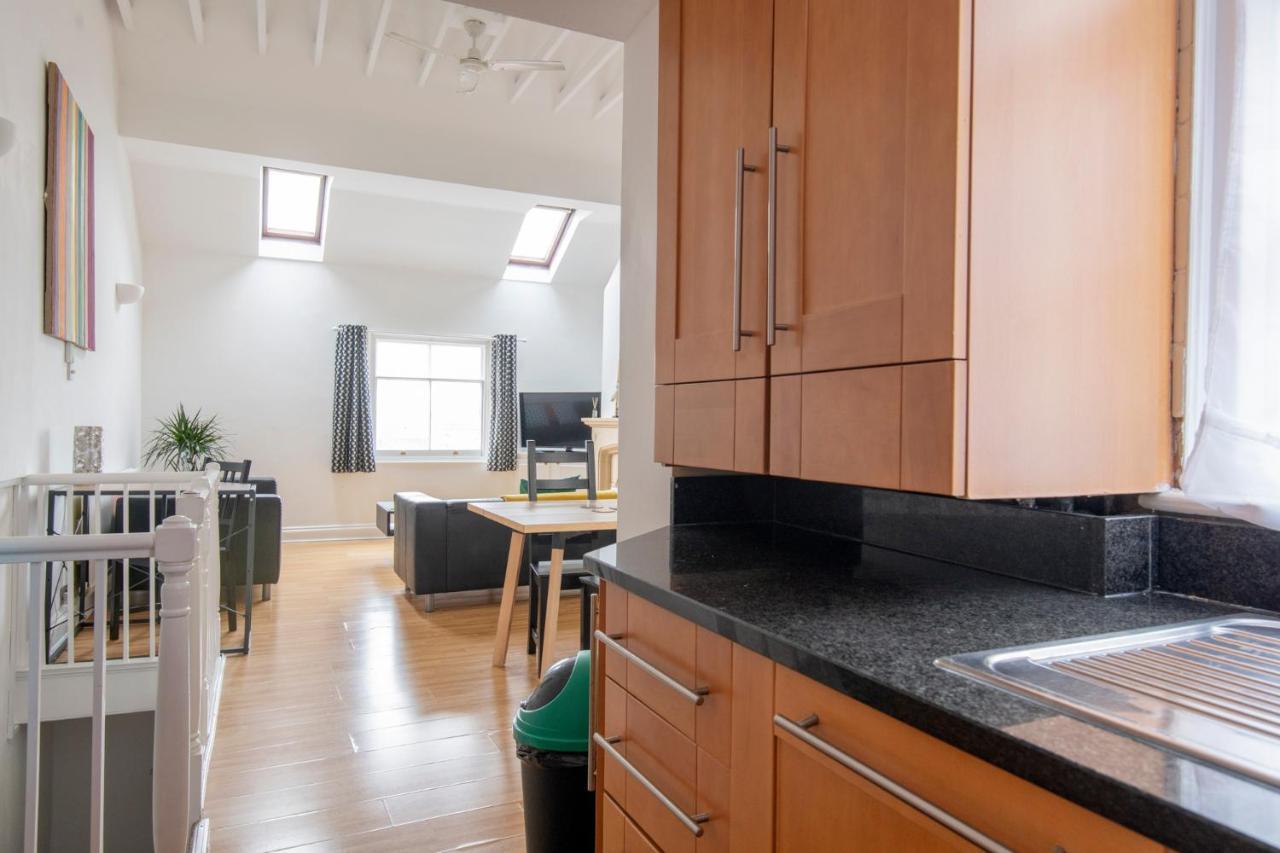 Appartement Fantastic 3 Bed Brighton House- Sleeps 6- Superfast Wifi And Garage Extérieur photo